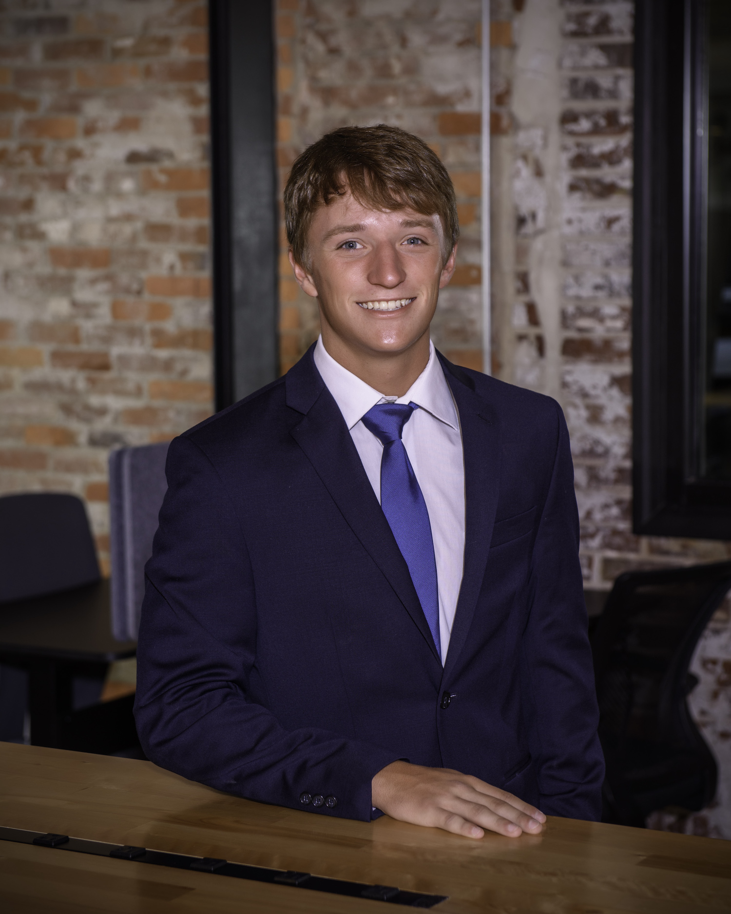 Max Niebrugge - Class of 2022 - Effingham County CEO